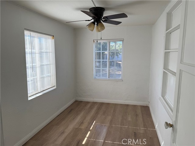 Detail Gallery Image 9 of 13 For 3718 Byron, Corona,  CA 92879 - 3 Beds | 1 Baths