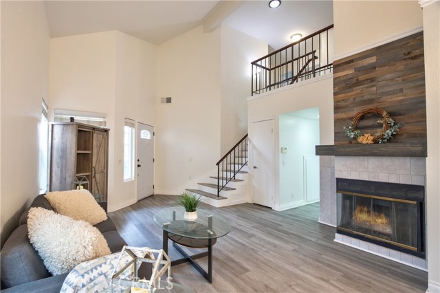 Detail Gallery Image 4 of 42 For 45303 Esmerado Ct, Temecula,  CA 92592 - 3 Beds | 2/1 Baths