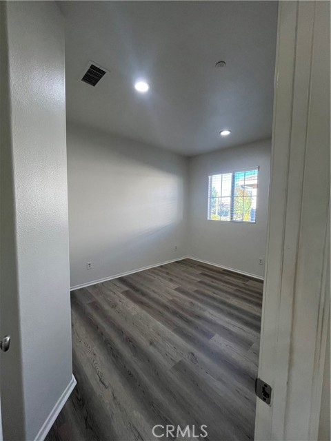 Detail Gallery Image 9 of 25 For 11309 Parkdale, Riverside,  CA 92505 - 4 Beds | 2/1 Baths