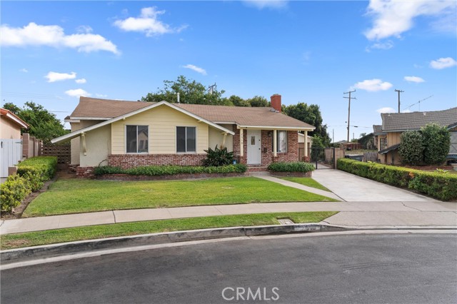 Detail Gallery Image 3 of 38 For 7510 El Cortez Cir, Buena Park,  CA 90620 - 3 Beds | 1 Baths