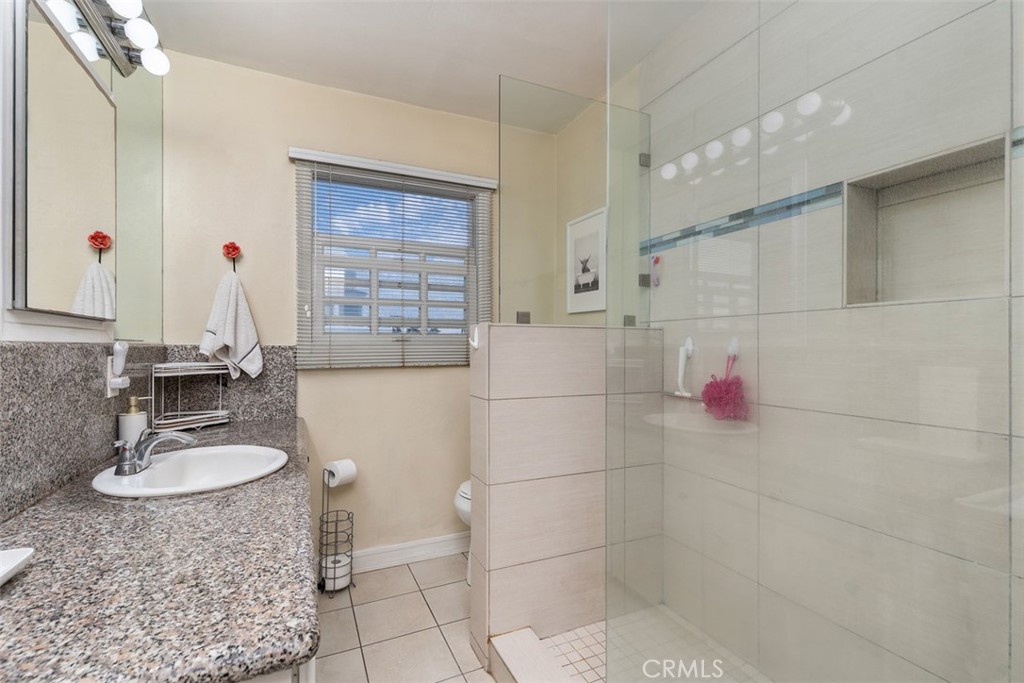 MLS #OC25239454 image #36