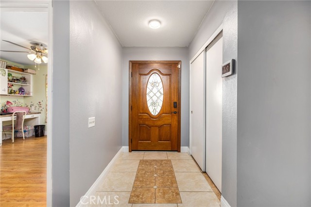 27831 Covington Way, Menifee CA: https://media.crmls.org/medias/566459fe-c33e-4077-823a-59ecf0e859a8.jpg