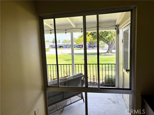 1543 Merion Way, Seal Beach CA: https://media.crmls.org/medias/5664b59c-e871-47ea-8e8b-5602f8bec54d.jpg