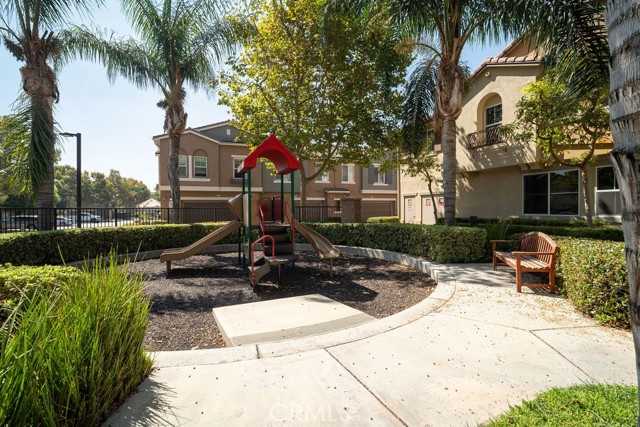 Detail Gallery Image 24 of 27 For 6295 Amarante Ln., Corona,  CA 91752 - 3 Beds | 2/1 Baths