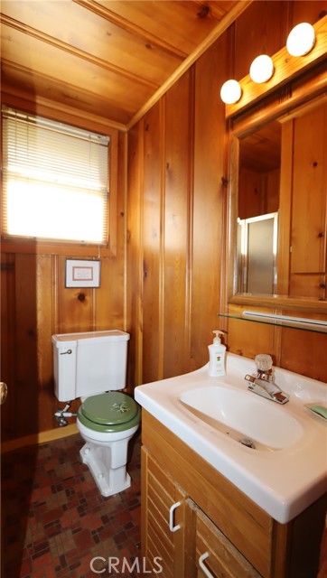 Detail Gallery Image 14 of 20 For 10785 Loch Lomond, Loch Lomond,  CA 95461 - 2 Beds | 1 Baths