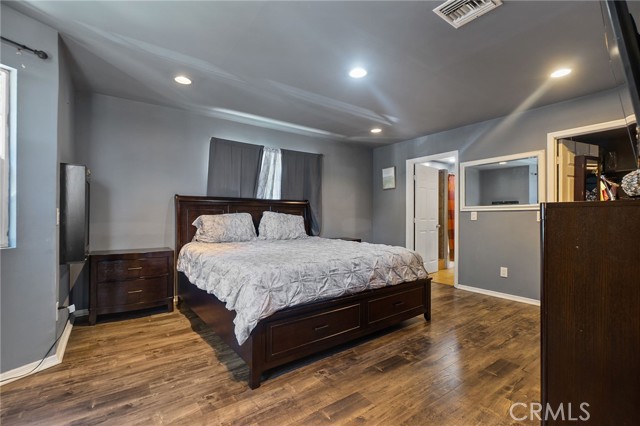 3428 Fletcher Drive, Los Angeles CA: https://media.crmls.org/medias/56677b9f-7eb7-4f91-8740-0567809ac27f.jpg