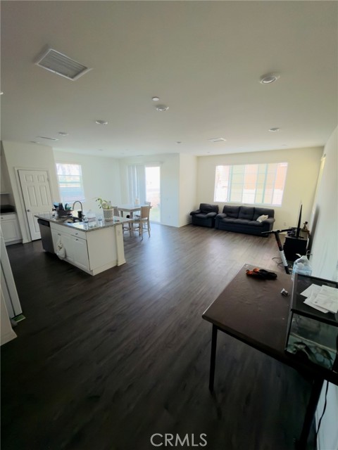 Detail Gallery Image 14 of 22 For 1646 Coral Bells, Upland,  CA 91784 - 4 Beds | 3 Baths