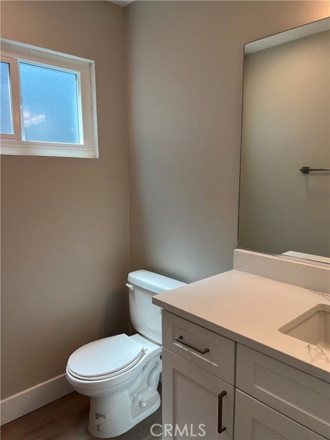 Detail Gallery Image 11 of 23 For 1030 Mission Dr #C,  Costa Mesa,  CA 92626 - 2 Beds | 1 Baths