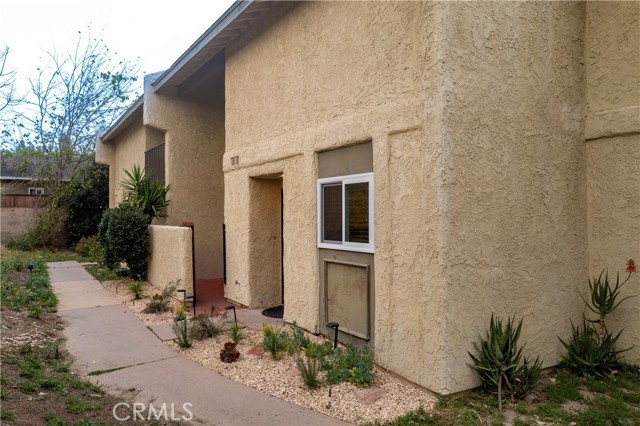 Detail Gallery Image 3 of 42 For 20807 Roscoe Bld #12,  Winnetka,  CA 91306 - 3 Beds | 2/1 Baths