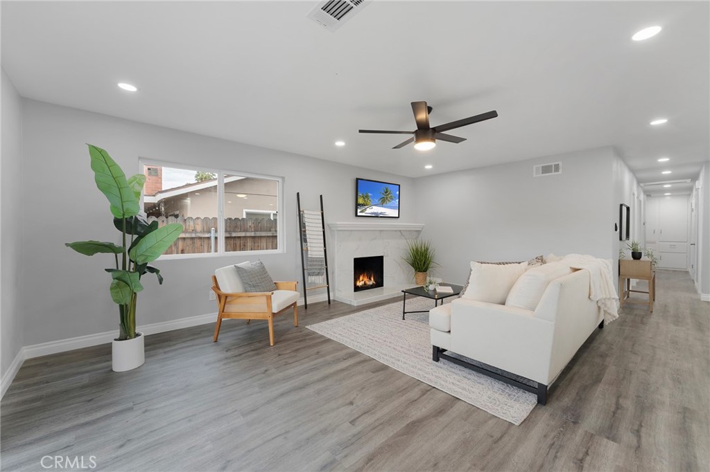 MLS #CV25264907 image #11