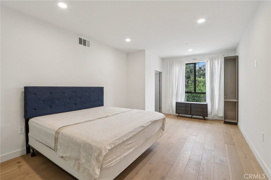 MLS #OC25259730 image #19