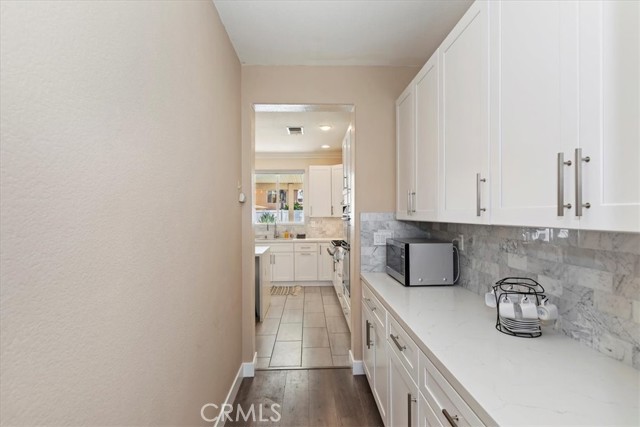 Detail Gallery Image 17 of 55 For 26273 Palm Tree Ln, Murrieta,  CA 92563 - 5 Beds | 3/1 Baths