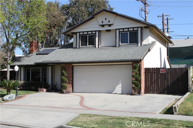 23642 Cavanaugh Rd, Lake Forest, CA 92630