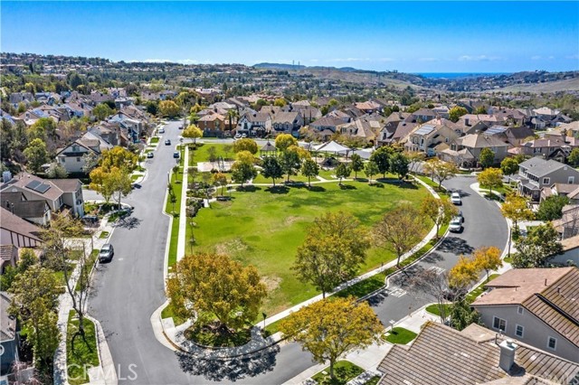 26 Tuberose Street, Ladera Ranch CA: https://media.crmls.org/medias/566bc681-2e55-4a41-8b60-ef58221a58f9.jpg