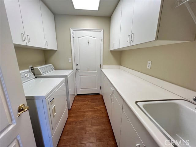 Detail Gallery Image 17 of 35 For 12390 Fairbanks, Tustin,  CA 92782 - 5 Beds | 3/1 Baths