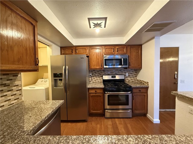 Detail Gallery Image 8 of 14 For 242 E Fern Ave #103,  Redlands,  CA 92373 - 1 Beds | 1 Baths