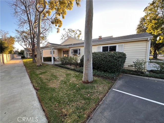 Detail Gallery Image 5 of 8 For 3426 Rio Hato Ct, Camarillo,  CA 93010 - 4 Beds | 2/1 Baths