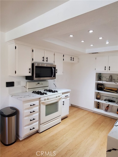 Detail Gallery Image 29 of 40 For 2008 E Yale St a,  Ontario,  CA 91764 - 2 Beds | 1/1 Baths