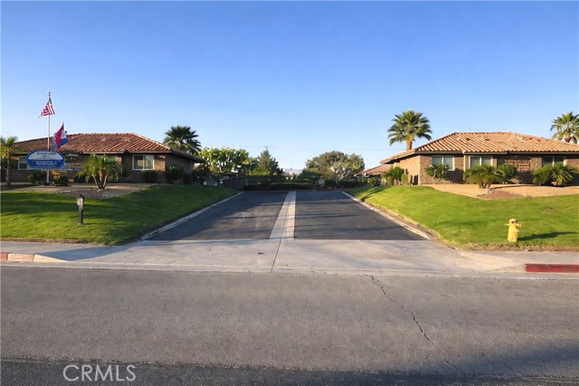 Image 4 of 28 For 79400 Avenue 42 2