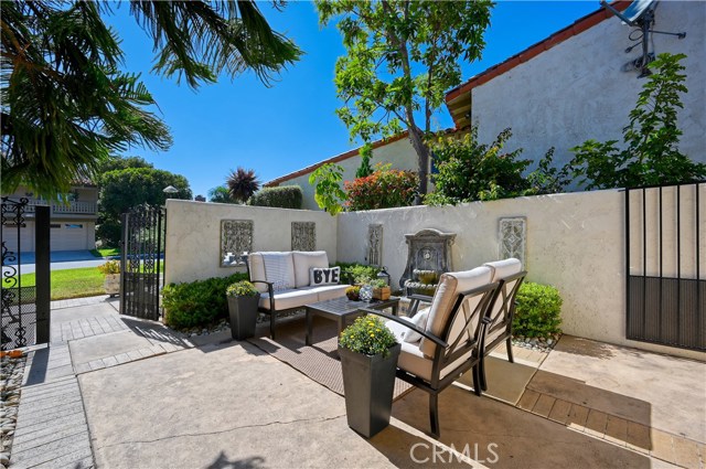 2133 Vista Laredo
