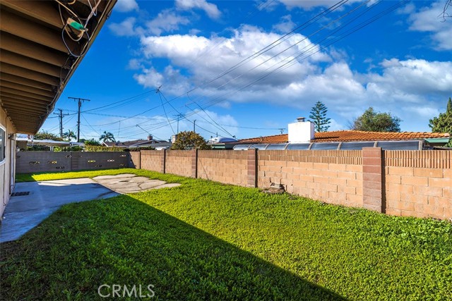 Detail Gallery Image 20 of 23 For 15011 La Mesa, La Mirada,  CA 90638 - 3 Beds | 2 Baths