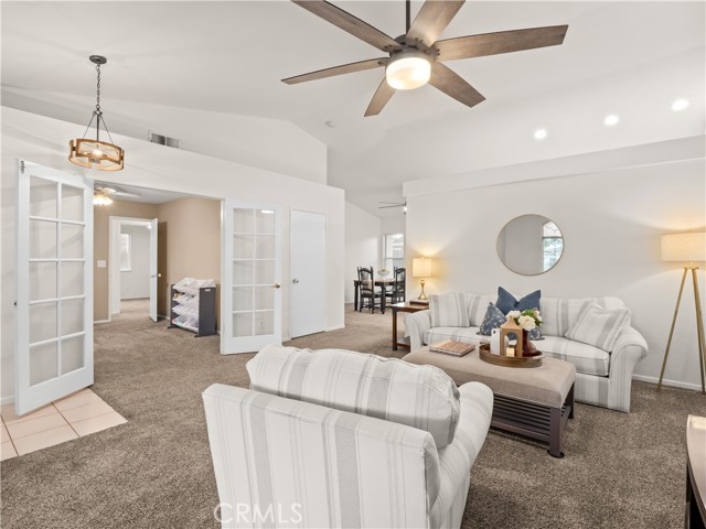 Detail Gallery Image 6 of 29 For 2725 Beverly Ave, Clovis,  CA 93611 - 3 Beds | 2 Baths