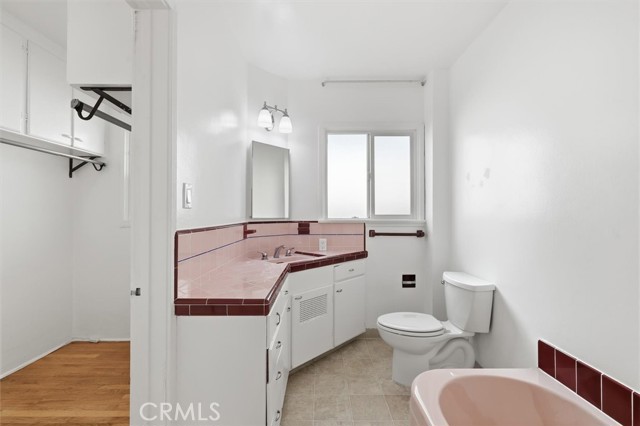 315 33rd, Manhattan Beach, California 90266, 2 Bedrooms Bedrooms, 0 ,2 BathroomsBathrooms,Residential,For Sale,33rd,0,SB26105539