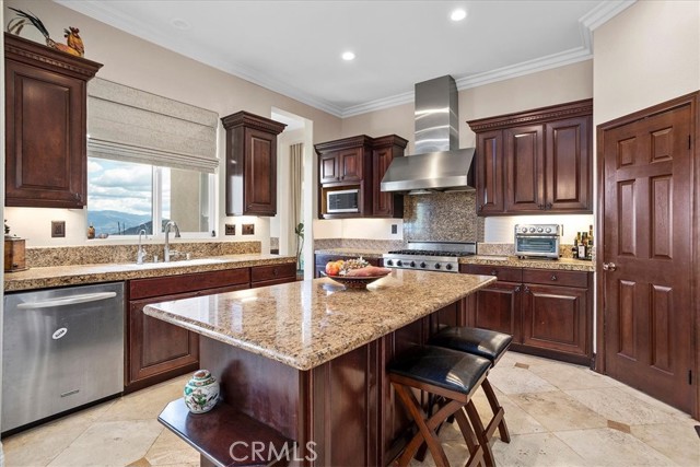 Detail Gallery Image 19 of 59 For 27630 Morning Glory Cir, Temecula,  CA 92590 - 4 Beds | 3/1 Baths