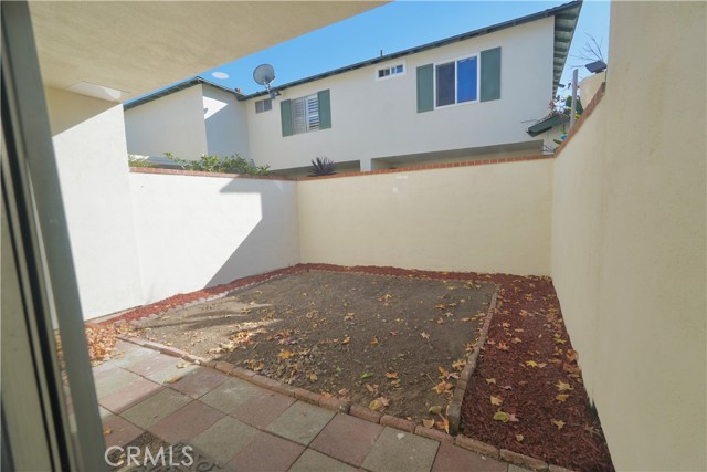 Detail Gallery Image 10 of 20 For 23624 Western Ave #B,  Harbor City,  CA 90710 - 3 Beds | 1/1 Baths