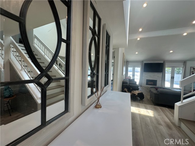 Detail Gallery Image 6 of 51 For 13 Blue Ridge, Irvine,  CA 92620 - 5 Beds | 3/1 Baths