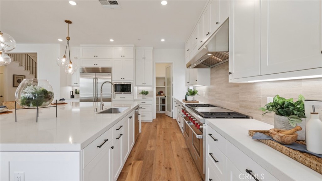 MLS #OC26163709 image #2