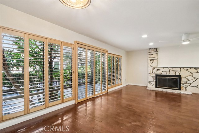 Detail Gallery Image 12 of 47 For 4453 W Coast, Newport Beach,  CA 92663 - 3 Beds | 2/1 Baths