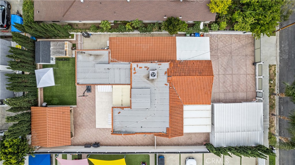 https://media.crmls.org/medias/5673fe39-6743-4ffb-8372-8d92af1edb8f.jpg?preset=X-Large