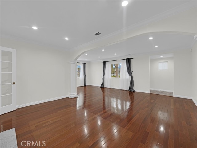 Detail Gallery Image 7 of 28 For 6249 Beeman Ave, North Hollywood,  CA 91606 - 3 Beds | 2 Baths