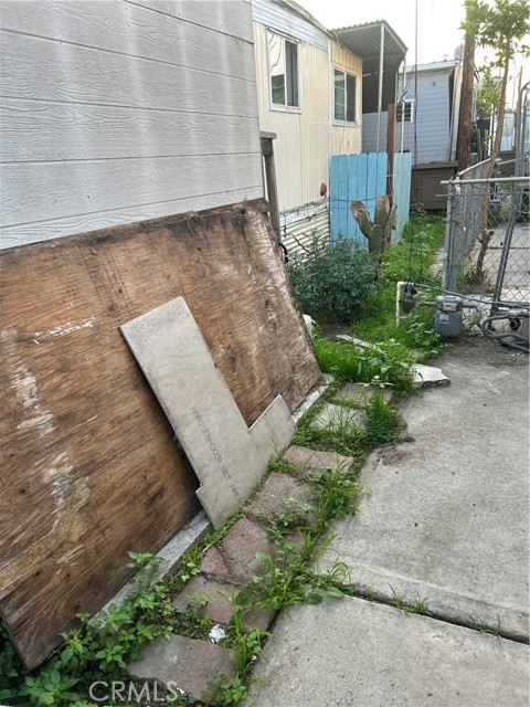 Detail Gallery Image 23 of 25 For 6656 E Rosecrans Ave #N12,  Paramount,  CA 90723 - 1 Beds | 1 Baths