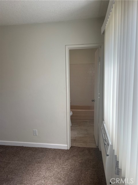 Detail Gallery Image 10 of 11 For 1248 W Stoneridge Ct #2,  Ontario,  CA 91762 - 1 Beds | 1 Baths