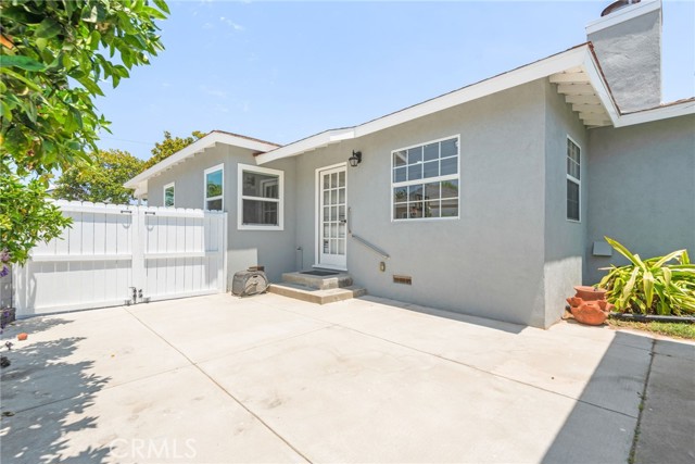 2704 184th Street, Redondo Beach CA: https://media.crmls.org/medias/56753562-26d9-426e-b1b2-c14572bacafd.jpg
