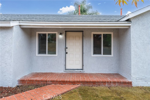 Detail Gallery Image 3 of 36 For 19170 Envoy Ave, Corona,  CA 92881 - 4 Beds | 2 Baths