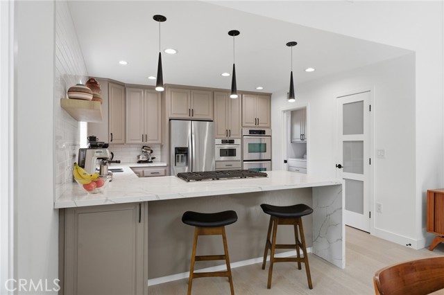 Image 11 of 55 For 5319 Penfield Avenue