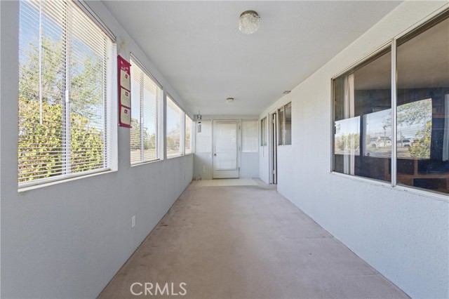 Detail Gallery Image 5 of 35 For 3322 Dawn, Rosamond,  CA 93560 - 4 Beds | 1/2 Baths