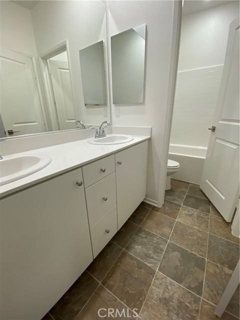 Detail Gallery Image 15 of 17 For 5630 Altamura Way, Fontana,  CA 92336 - 3 Beds | 2/1 Baths