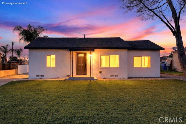 Detail Gallery Image 2 of 39 For 6994 Elmwood, San Bernardino,  CA 92404 - 3 Beds | 2 Baths