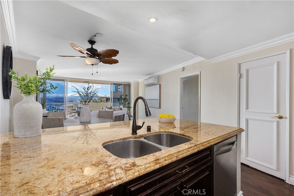 MLS #OC25246046 image #16