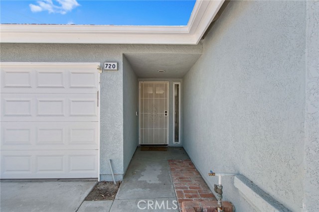 Detail Gallery Image 2 of 33 For 720 Balsam Way, Hemet,  CA 92545 - 2 Beds | 2 Baths