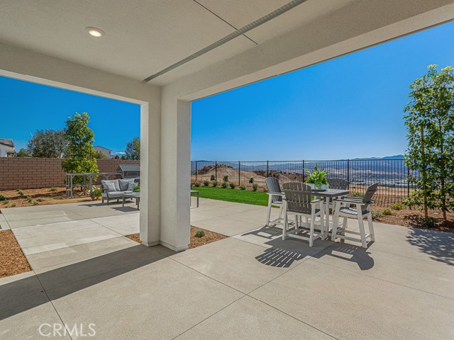 Detail Gallery Image 5 of 39 For 28921 Saddle Cir, Castaic,  CA 91384 - 4 Beds | 3 Baths