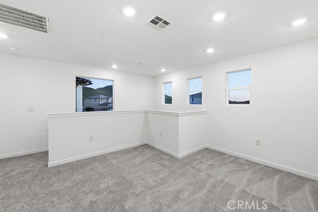 Detail Gallery Image 9 of 23 For 33262 Damask Ln, French Valley,  CA 92596 - 3 Beds | 2/1 Baths