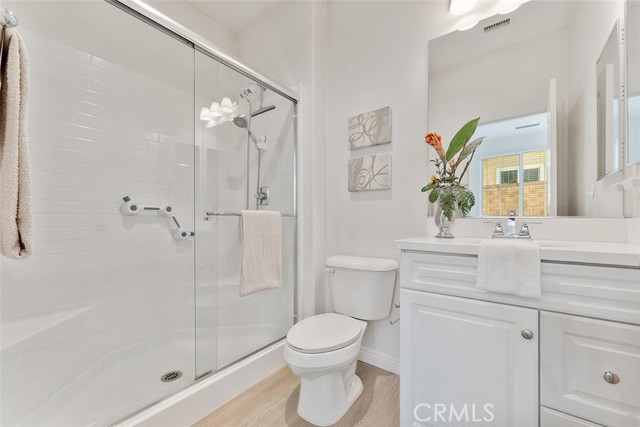 3131 E Rutherford Dr, Ontario CA: https://media.crmls.org/medias/56797a74-fa00-48f0-a01e-3c39af32373f.jpg