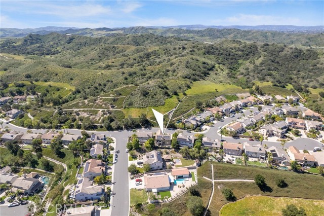 18 Whippoorwill, Trabuco Canyon CA: https://media.crmls.org/medias/567990c0-9f2c-4667-9e86-2cc1f6b4ff8c.jpg