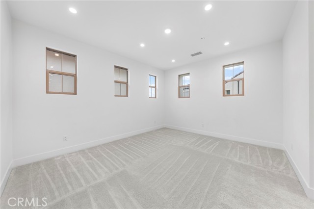 145 Fairgreen, Irvine CA: https://media.crmls.org/medias/5679a7e9-afd4-4150-8663-357546599a20.jpg