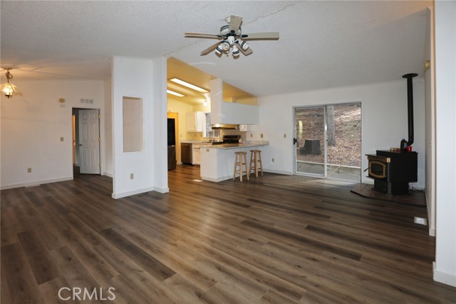 Detail Gallery Image 6 of 30 For 9356 Rockys Rd, Middletown,  CA 95461 - 3 Beds | 2 Baths